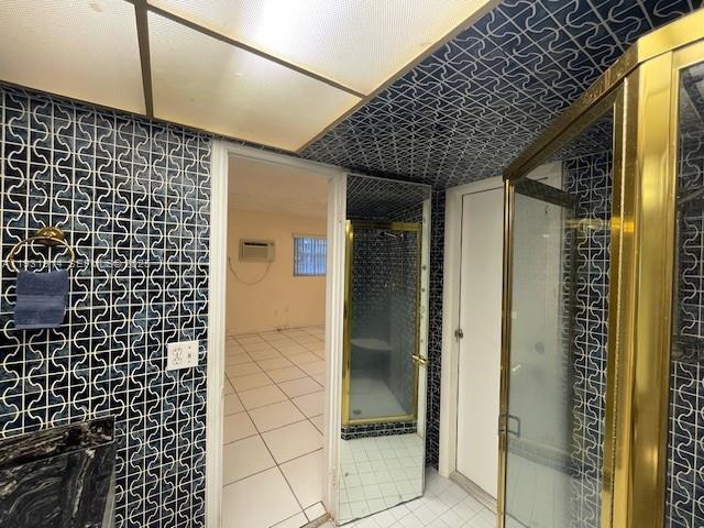 GALE RANCH ESTS - Residential