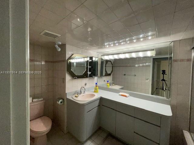 GALE RANCH ESTS - Residential