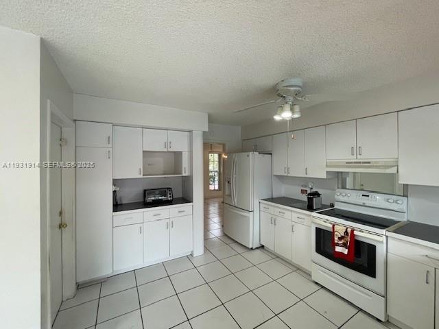 GALE RANCH ESTS - Residential