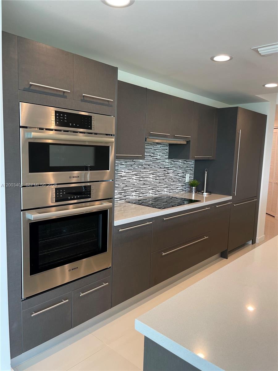 GRAND BAY COMMONS SOUTH - Residential