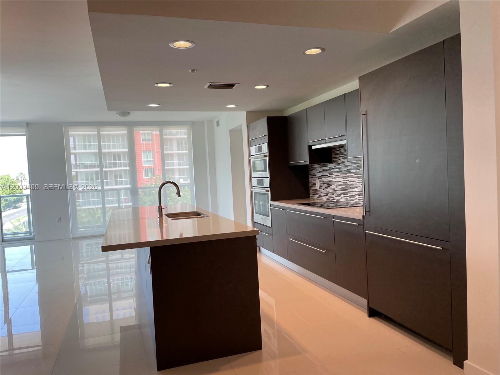 GRAND BAY COMMONS SOUTH - Residential