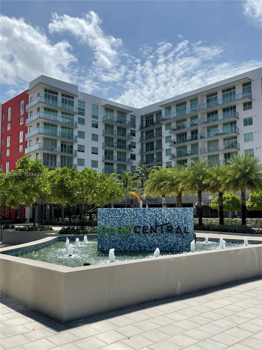 GRAND BAY COMMONS SOUTH - Residential