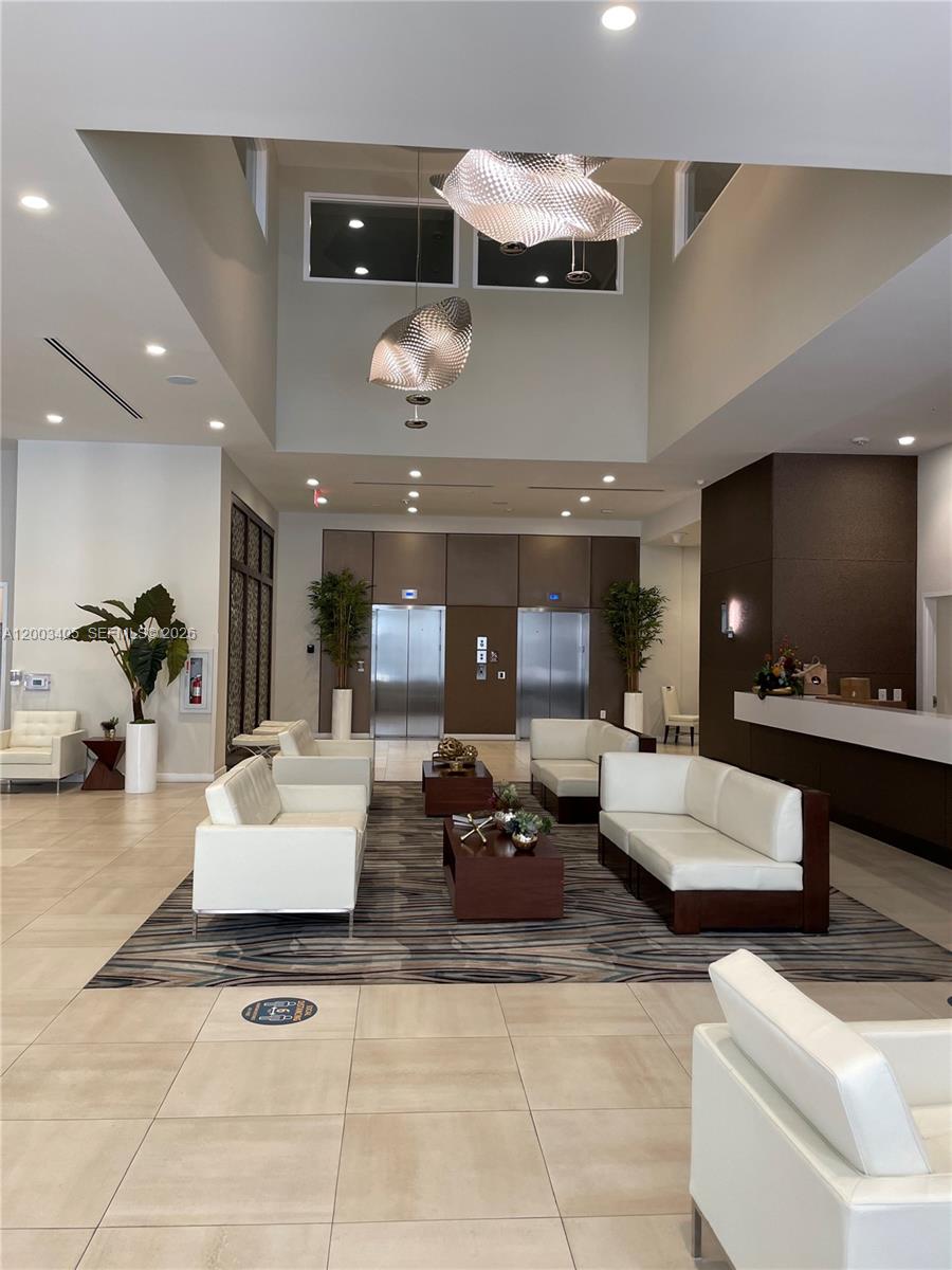 GRAND BAY COMMONS SOUTH - Residential