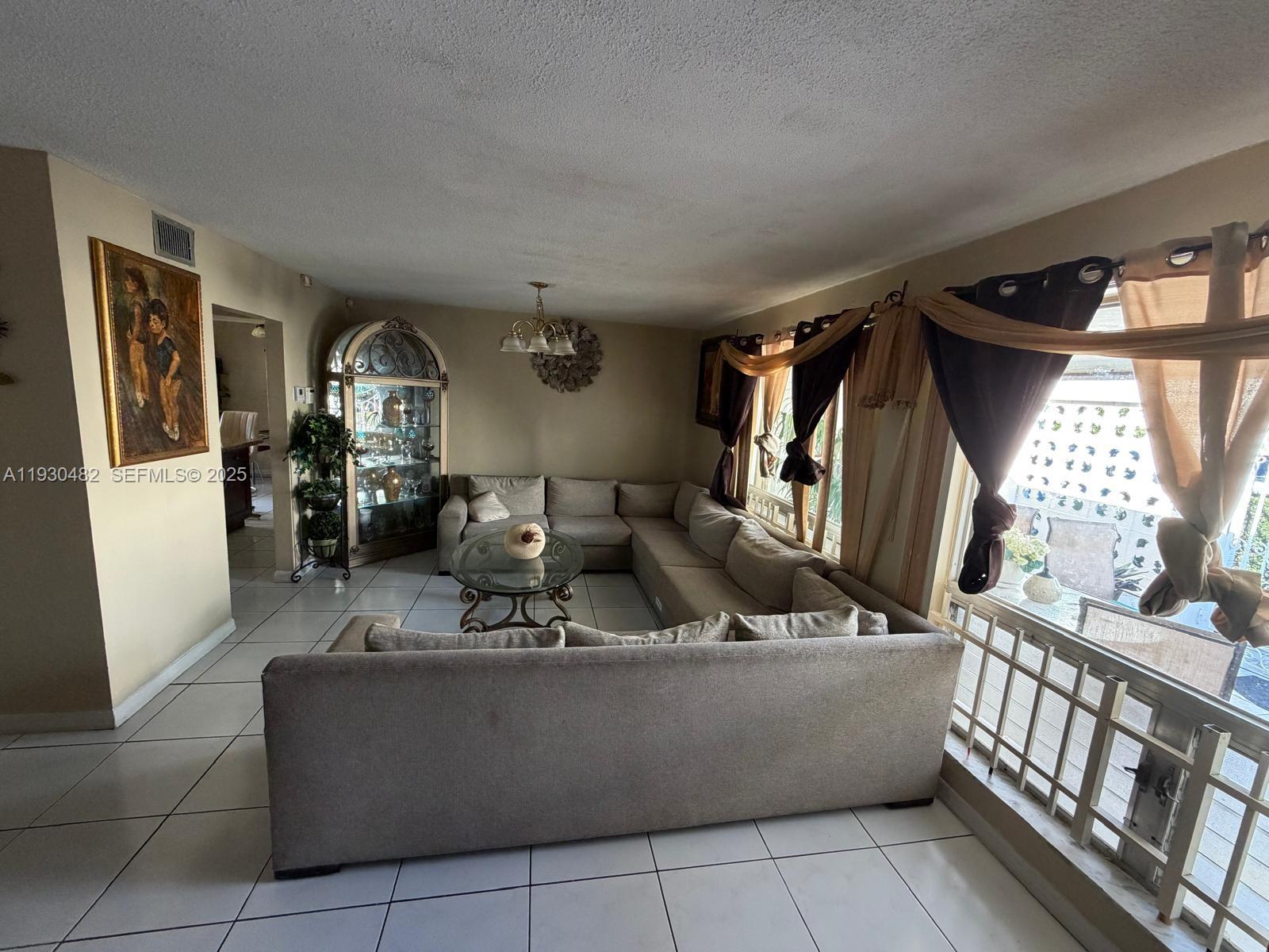 MIRAMAR PARK THIRD ADD - Residential