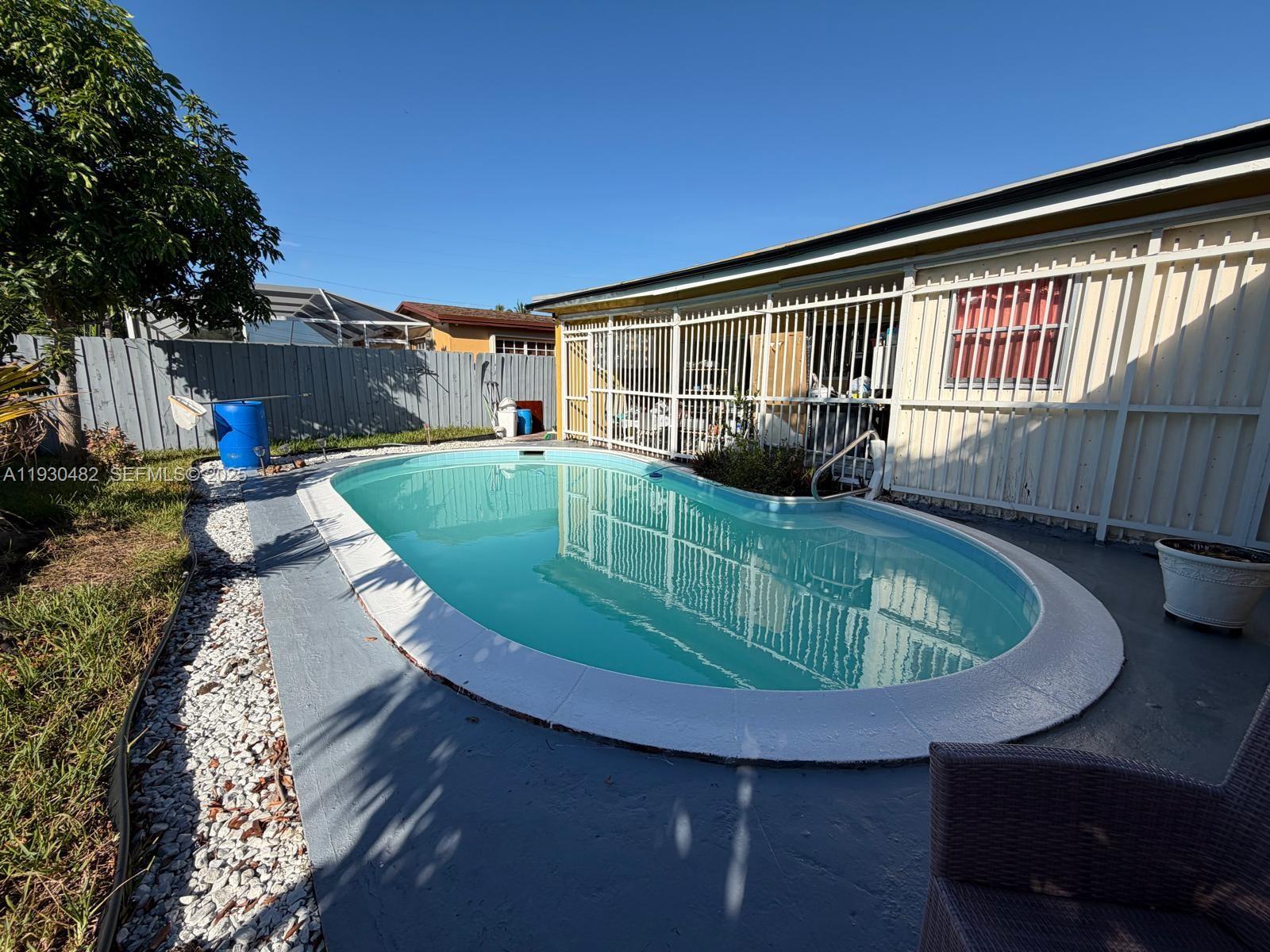 MIRAMAR PARK THIRD ADD - Residential