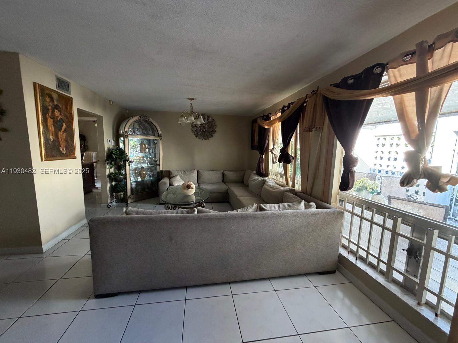 MIRAMAR PARK THIRD ADD - Residential