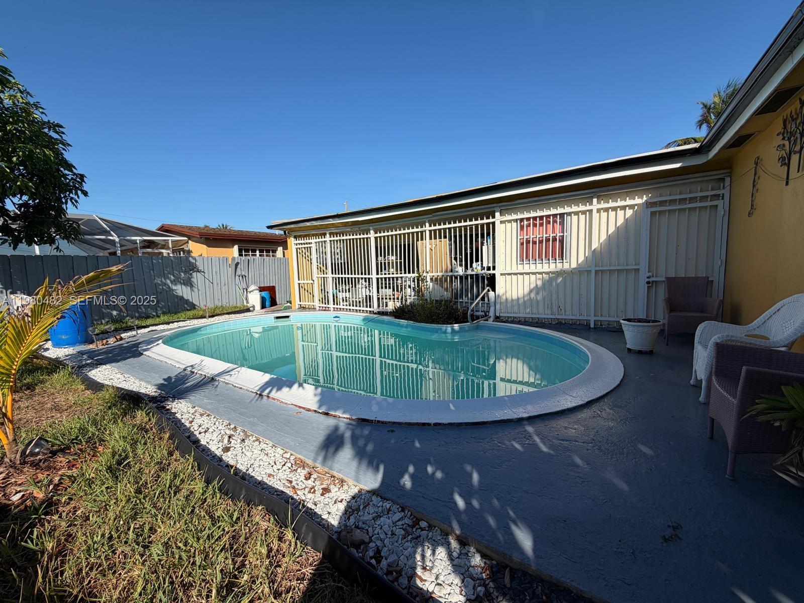 MIRAMAR PARK THIRD ADD - Residential