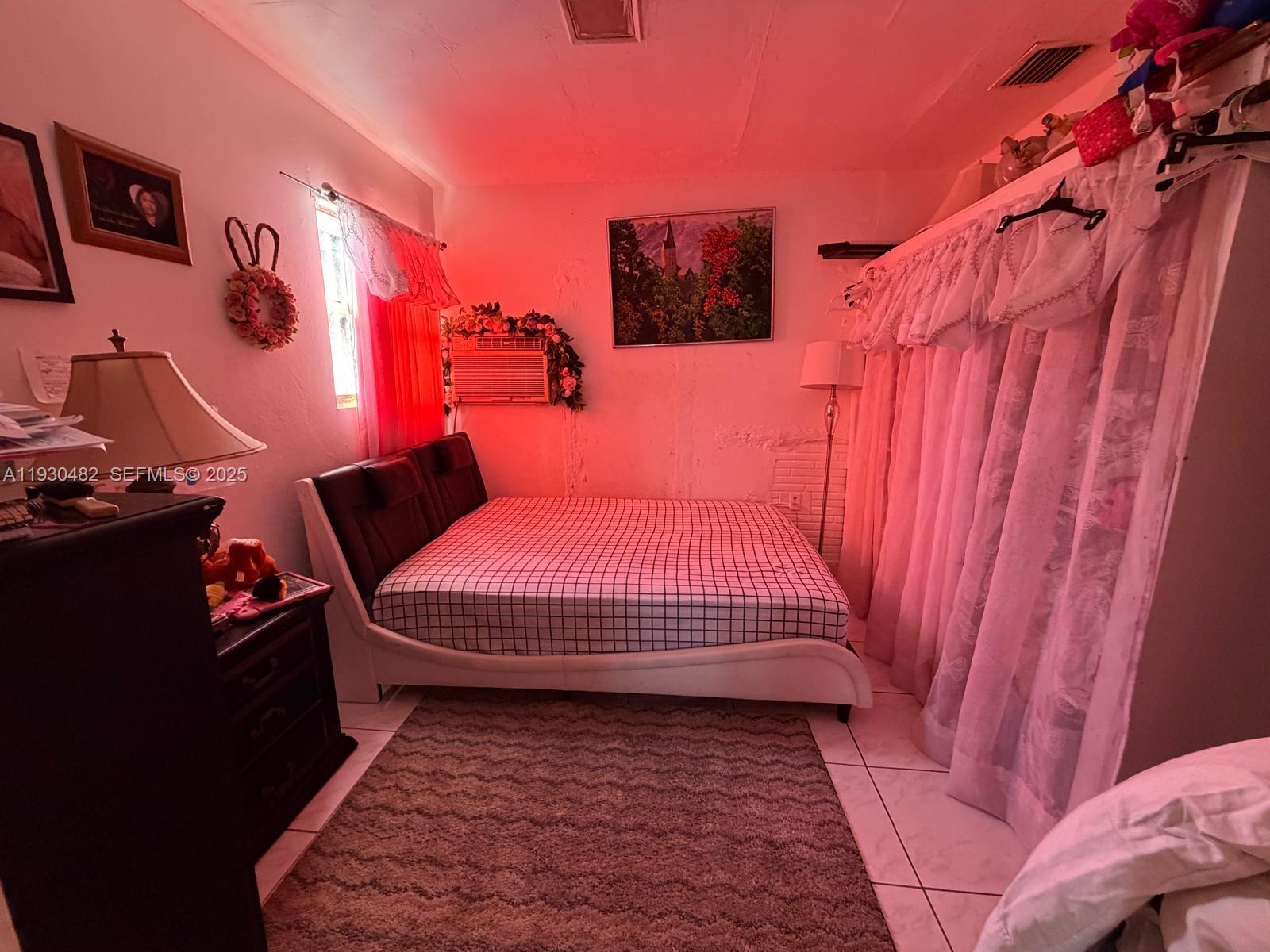 MIRAMAR PARK THIRD ADD - Residential