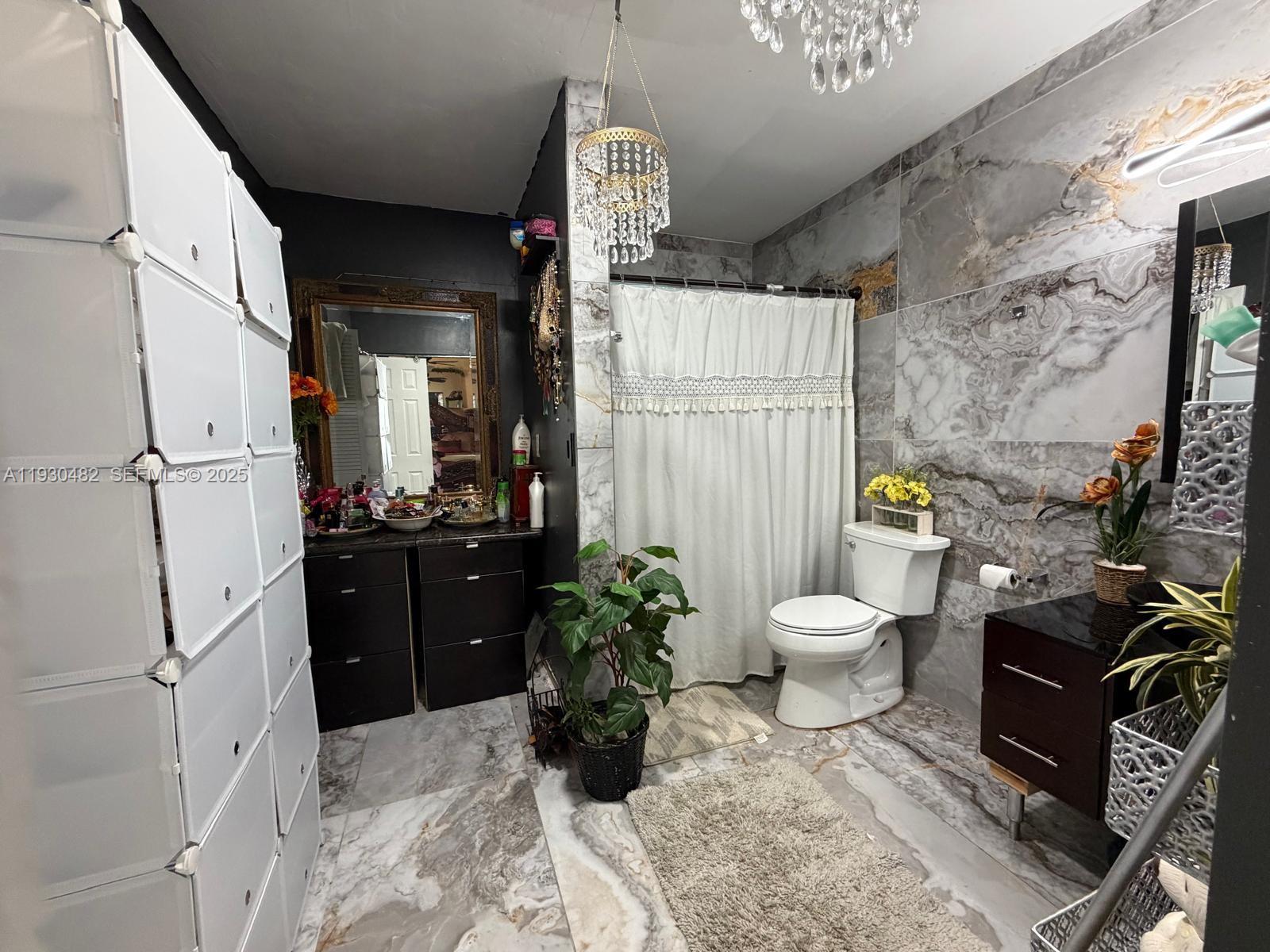 MIRAMAR PARK THIRD ADD - Residential