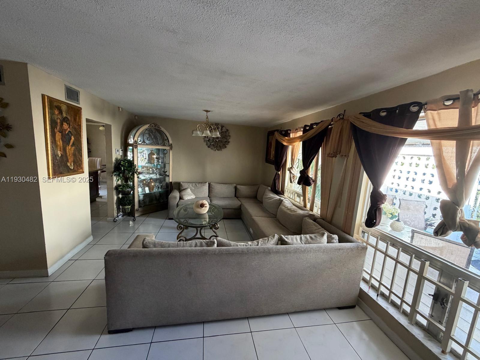 MIRAMAR PARK THIRD ADD - Residential