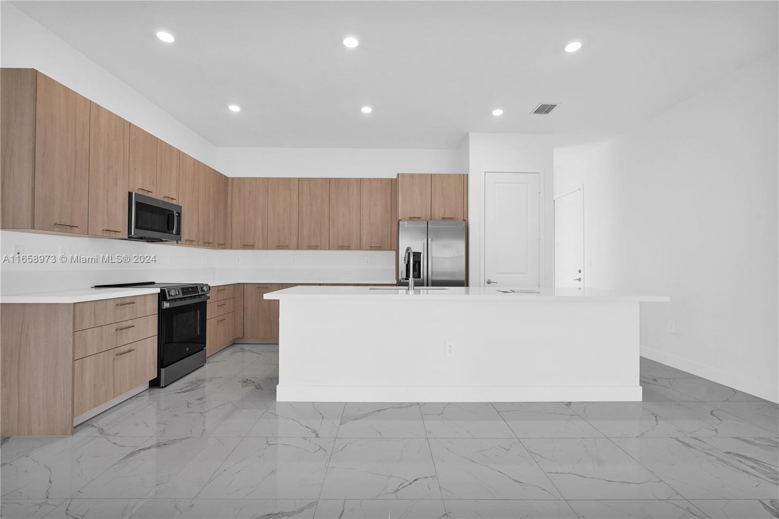 CRESCENT RIDGE - Residential Lease