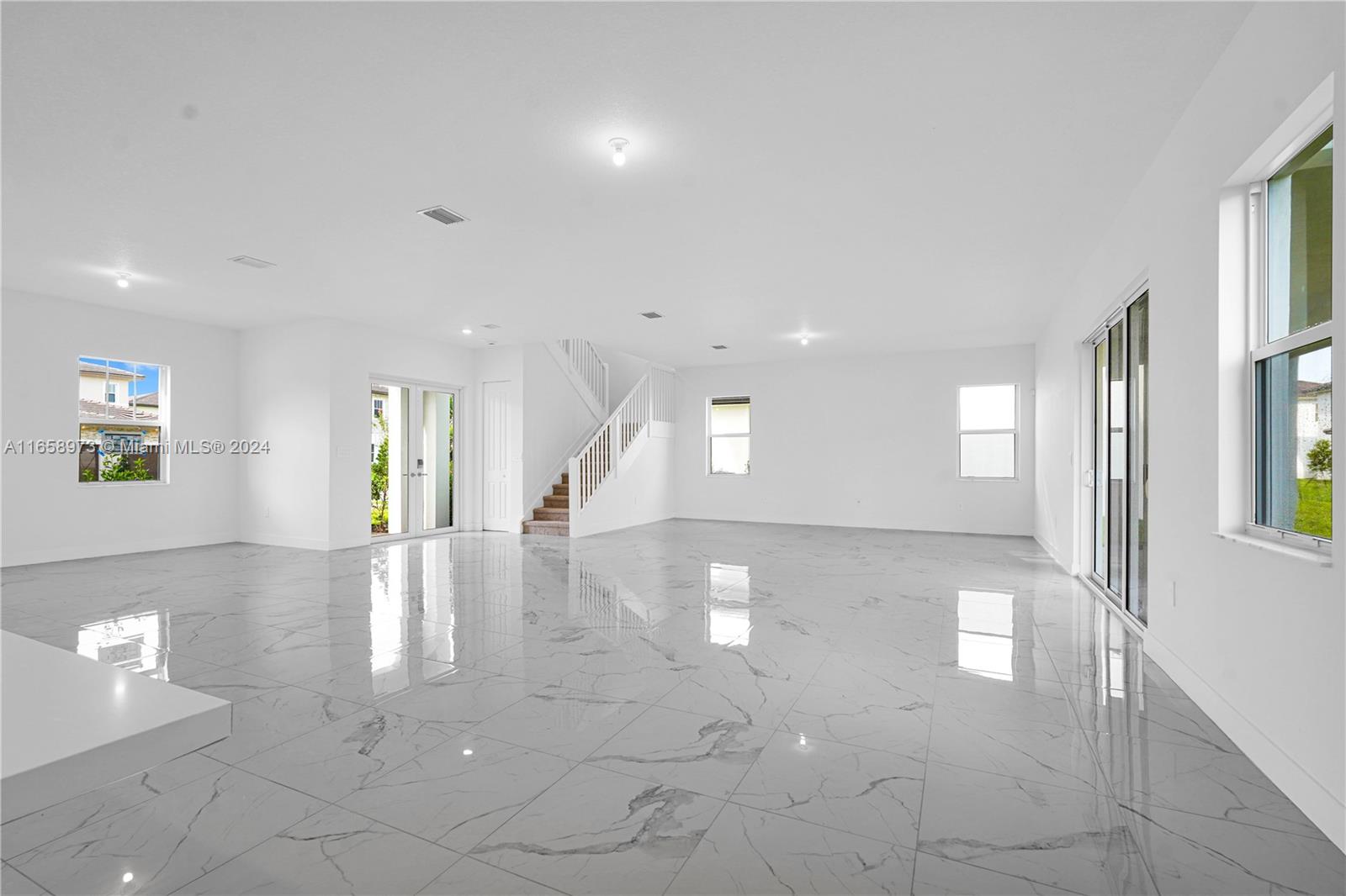 CRESCENT RIDGE - Residential Lease