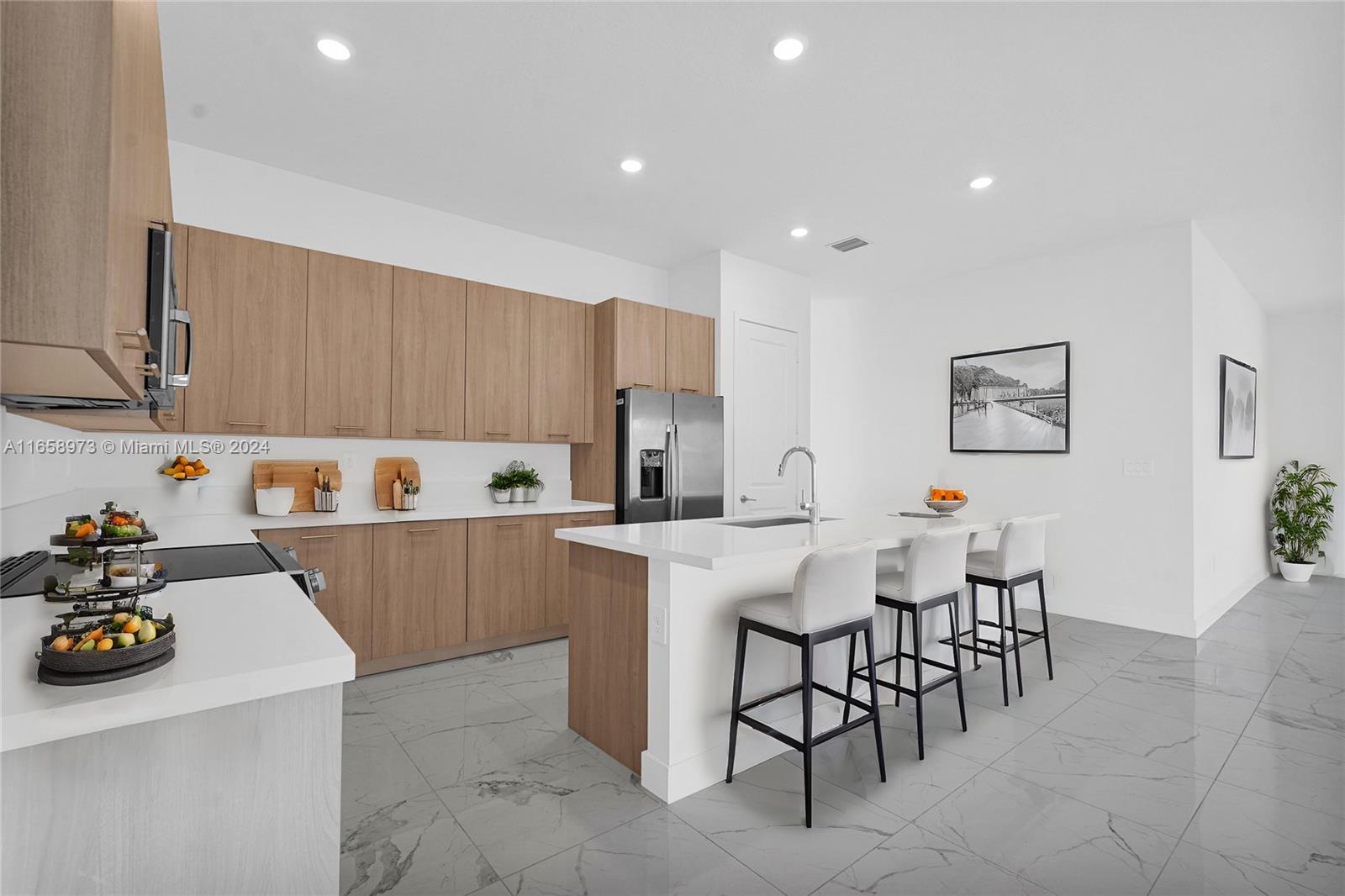 CRESCENT RIDGE - Residential Lease