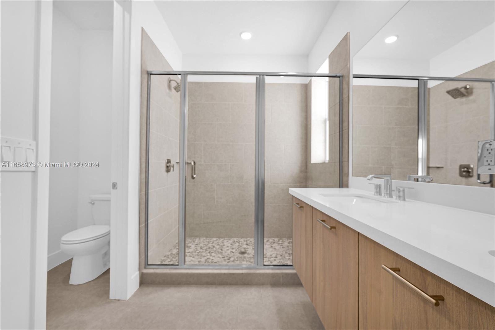 CRESCENT RIDGE - Residential Lease