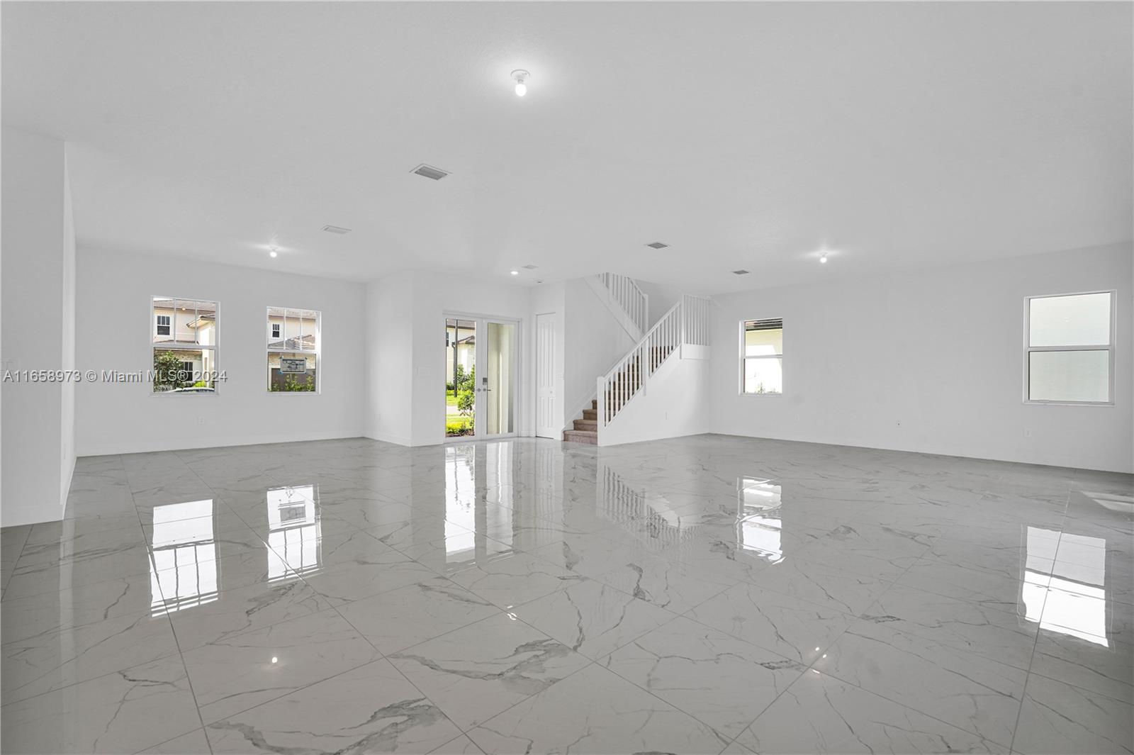 CRESCENT RIDGE - Residential Lease