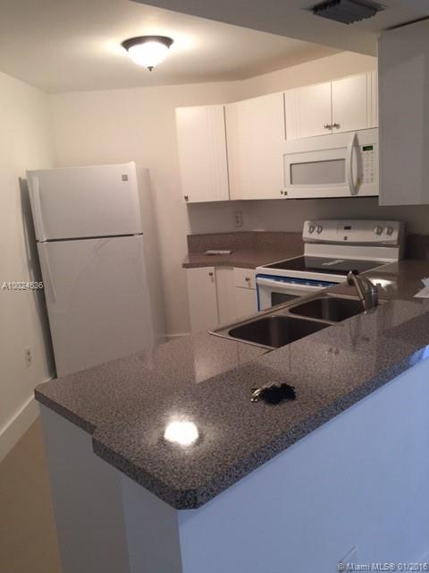 SOLEIL AT FONTAINEBLEAU C - Residential Lease