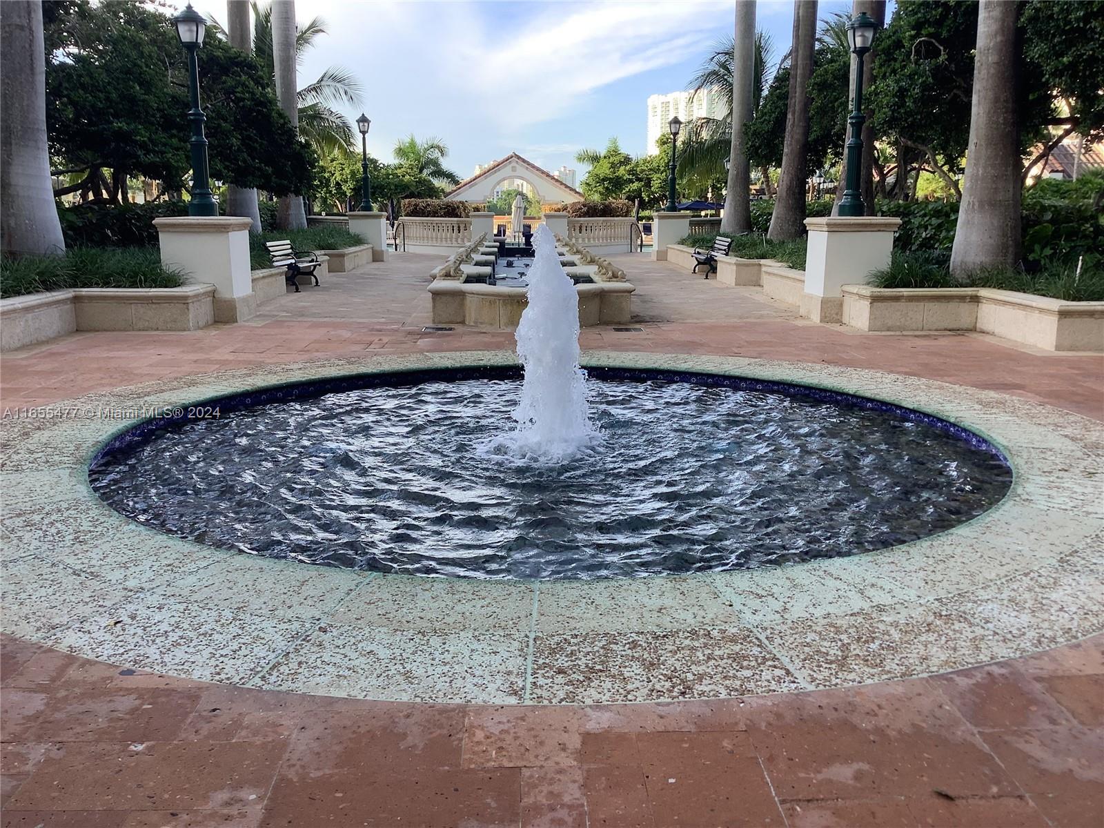 2000 ISL BLVD WILLIAMS IS - Residential
