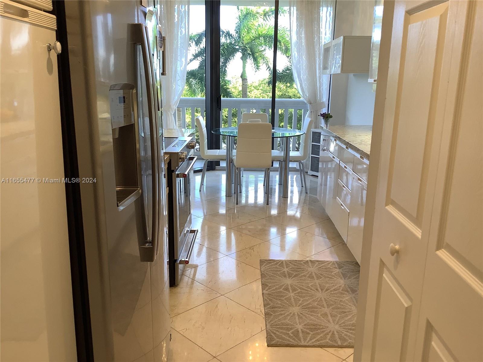 2000 ISL BLVD WILLIAMS IS - Residential