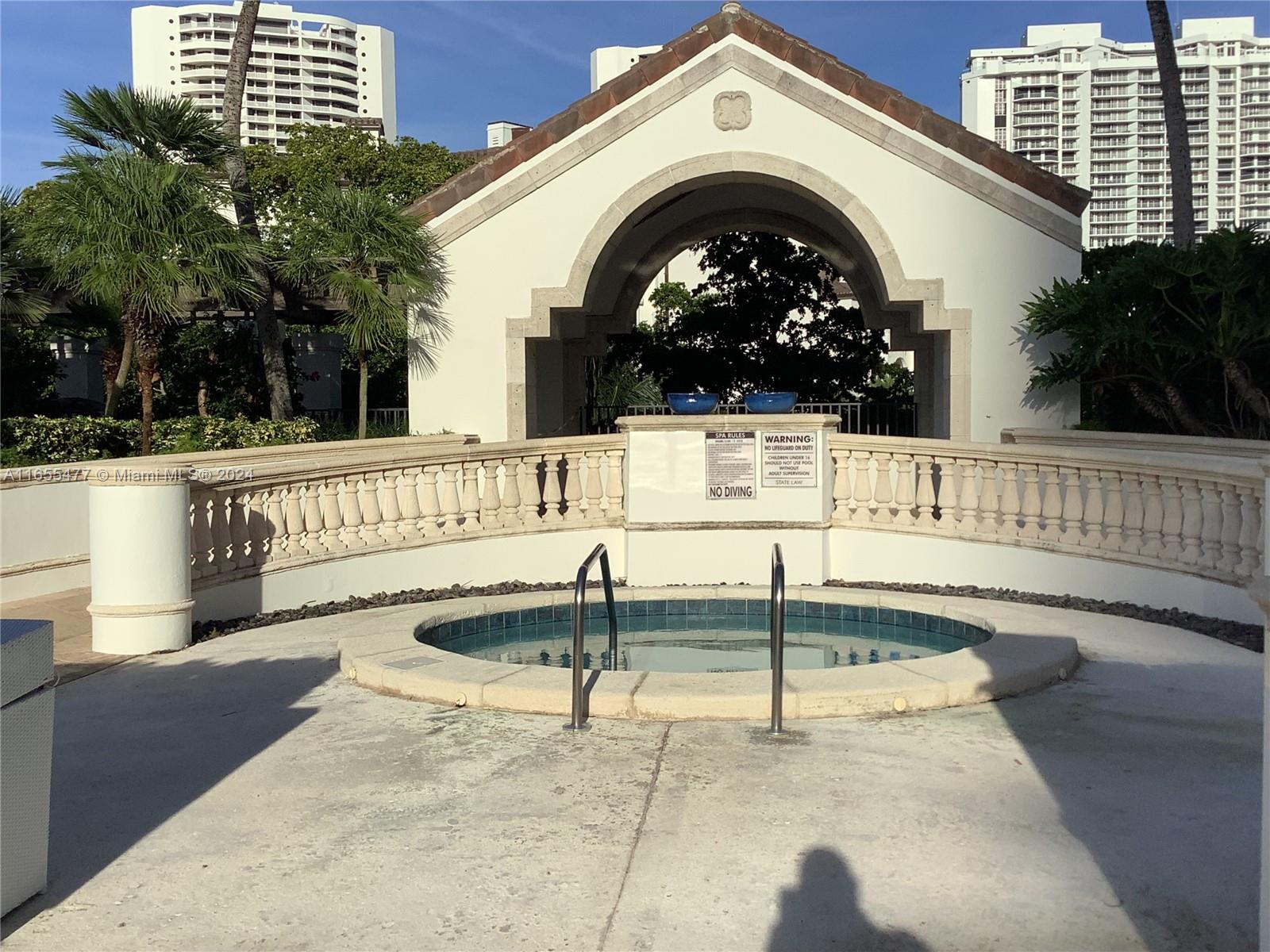 2000 ISL BLVD WILLIAMS IS - Residential