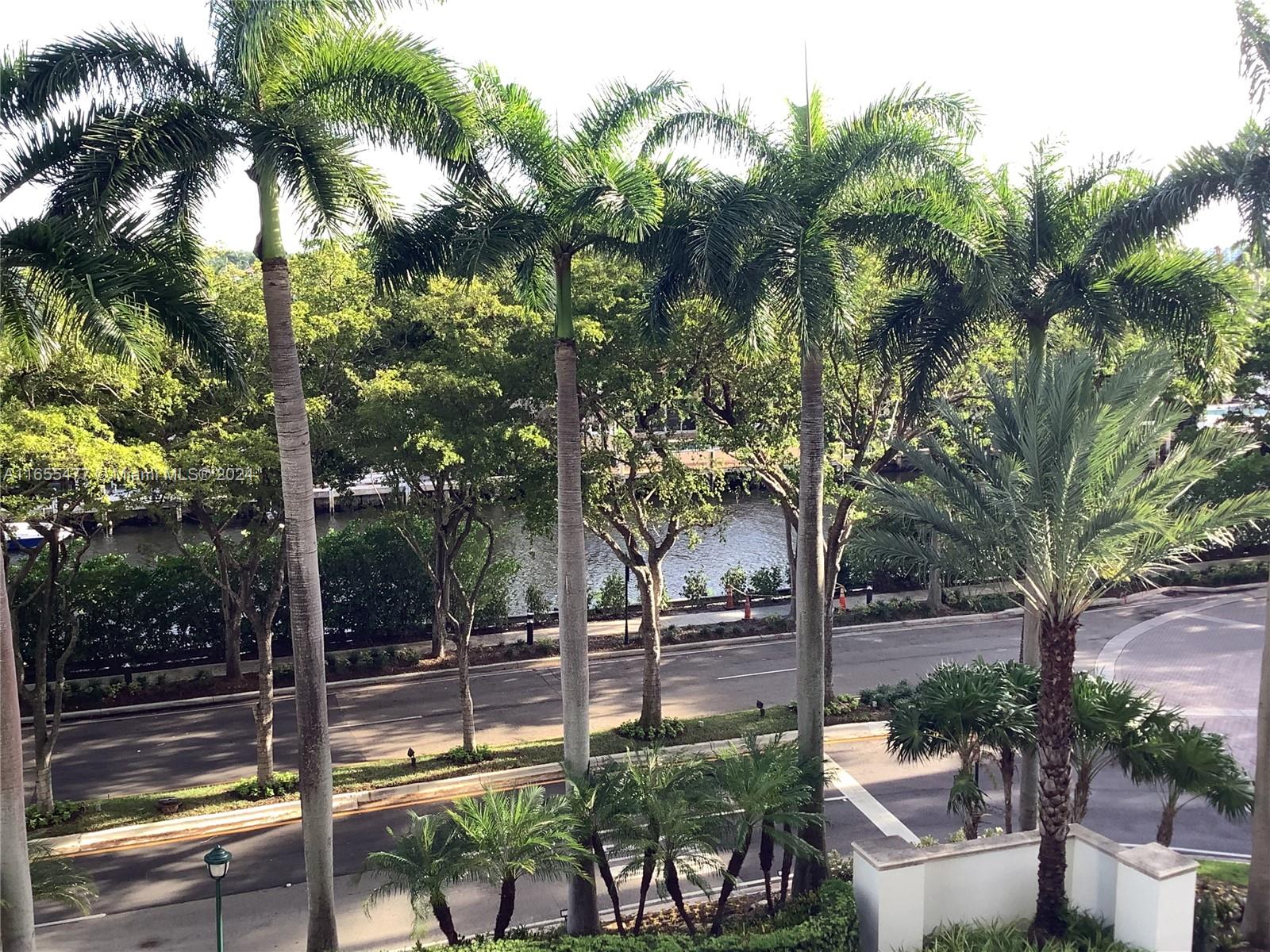 2000 ISL BLVD WILLIAMS IS - Residential