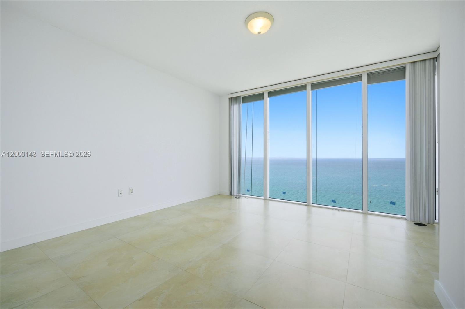 LA PERLA CONDO - Residential