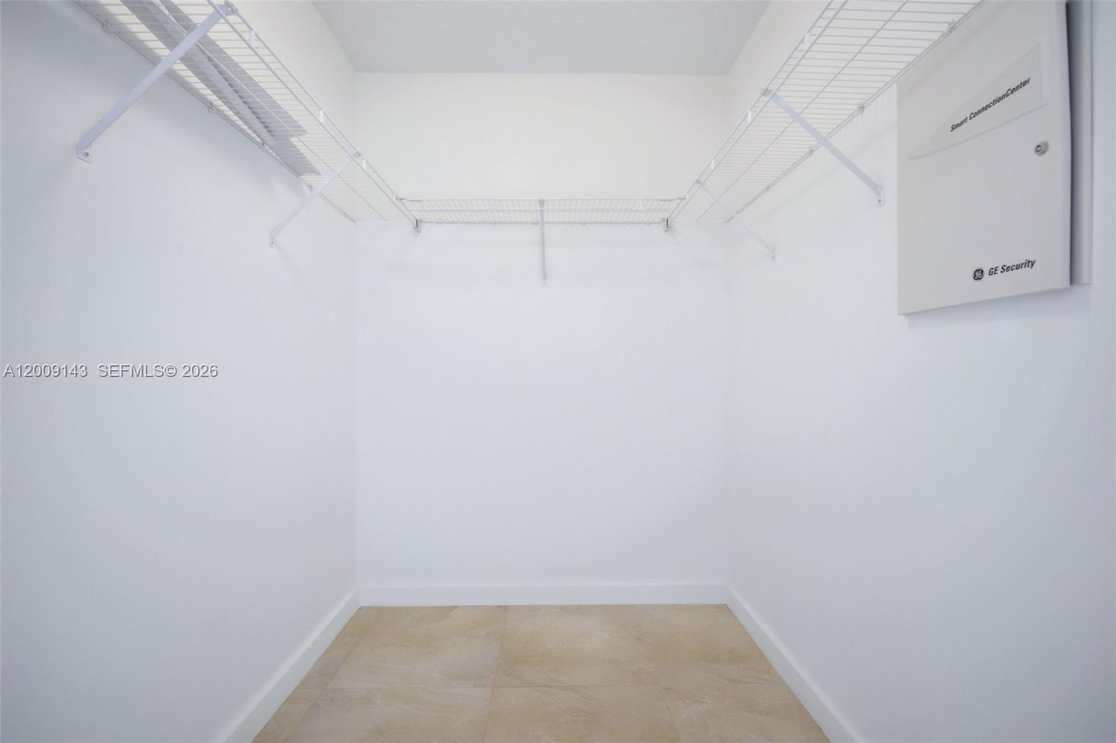 LA PERLA CONDO - Residential