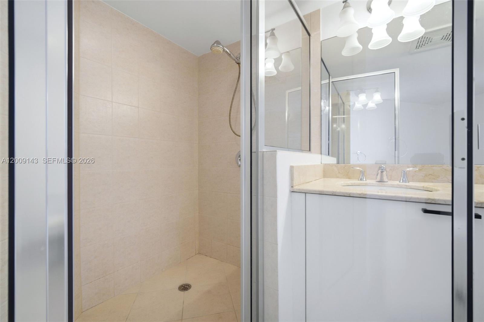 LA PERLA CONDO - Residential