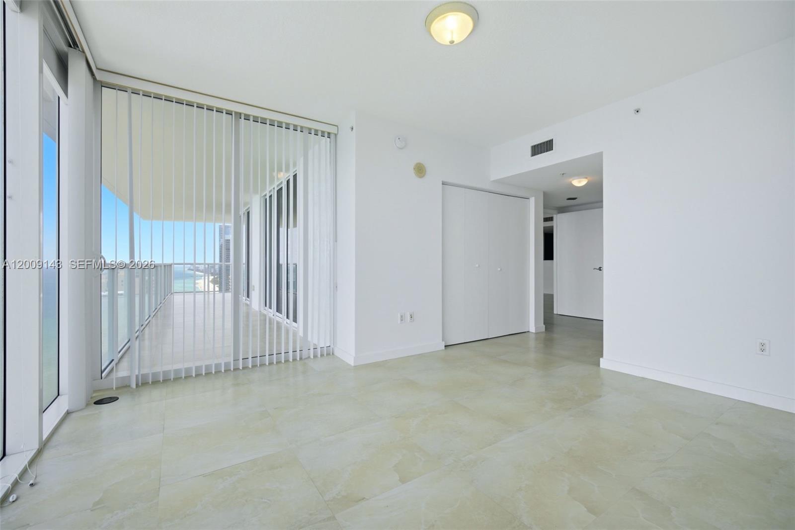 LA PERLA CONDO - Residential