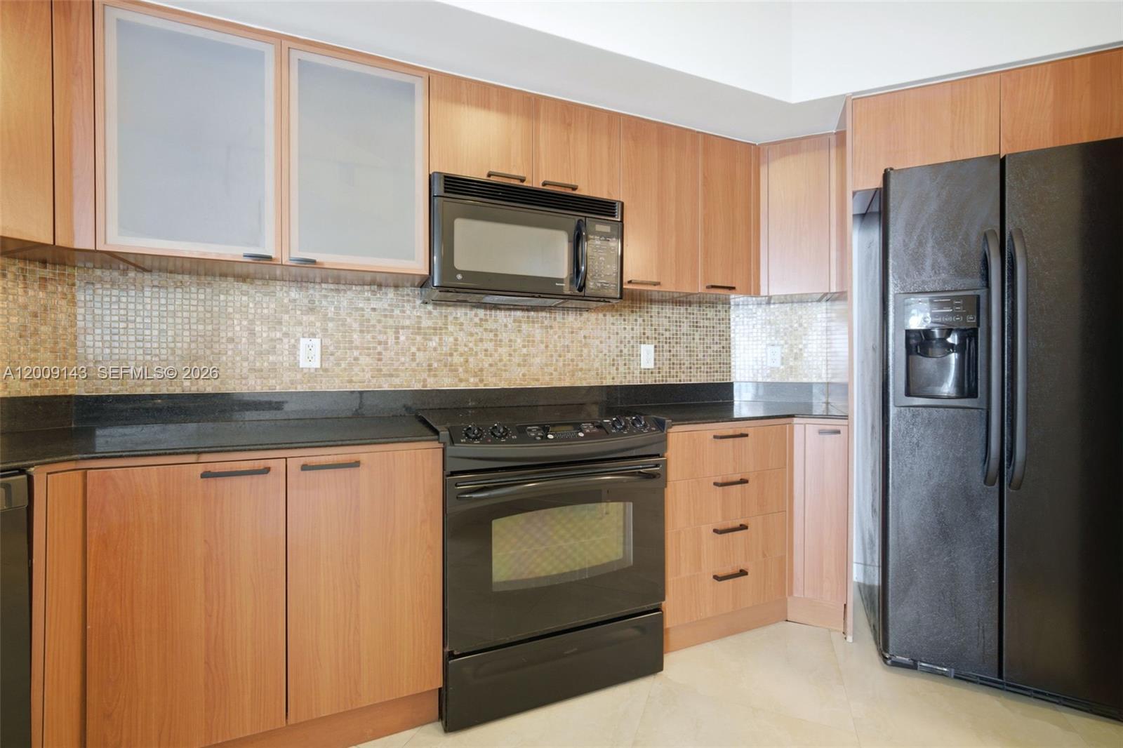 LA PERLA CONDO - Residential