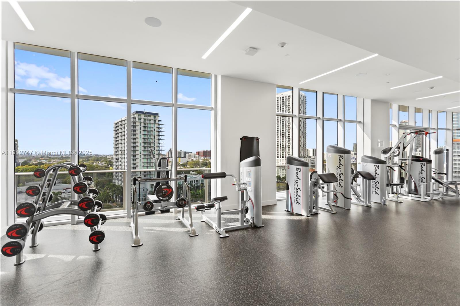 ARIA ON THE BAY CONDO - Residential