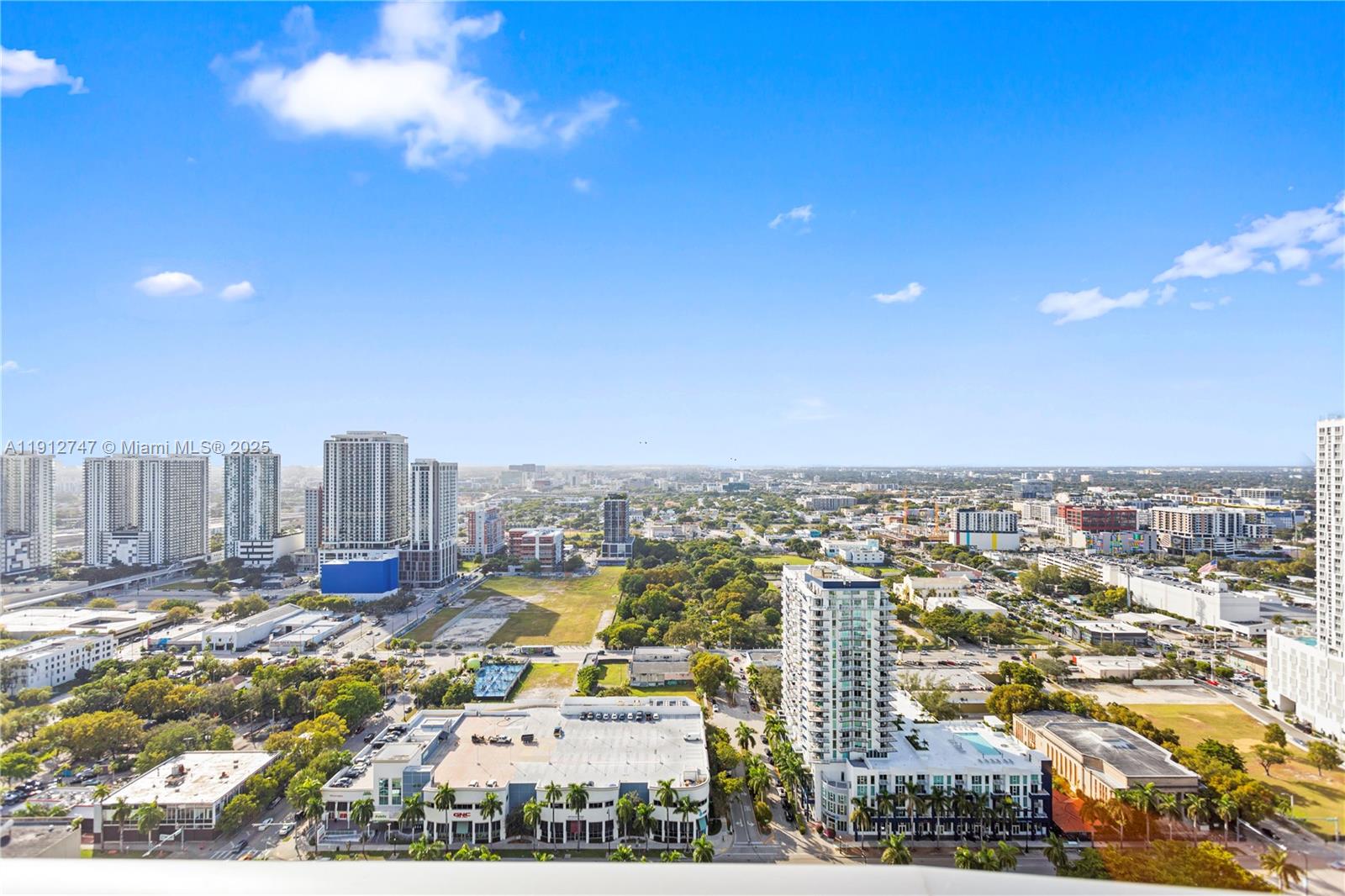 ARIA ON THE BAY CONDO - Residential