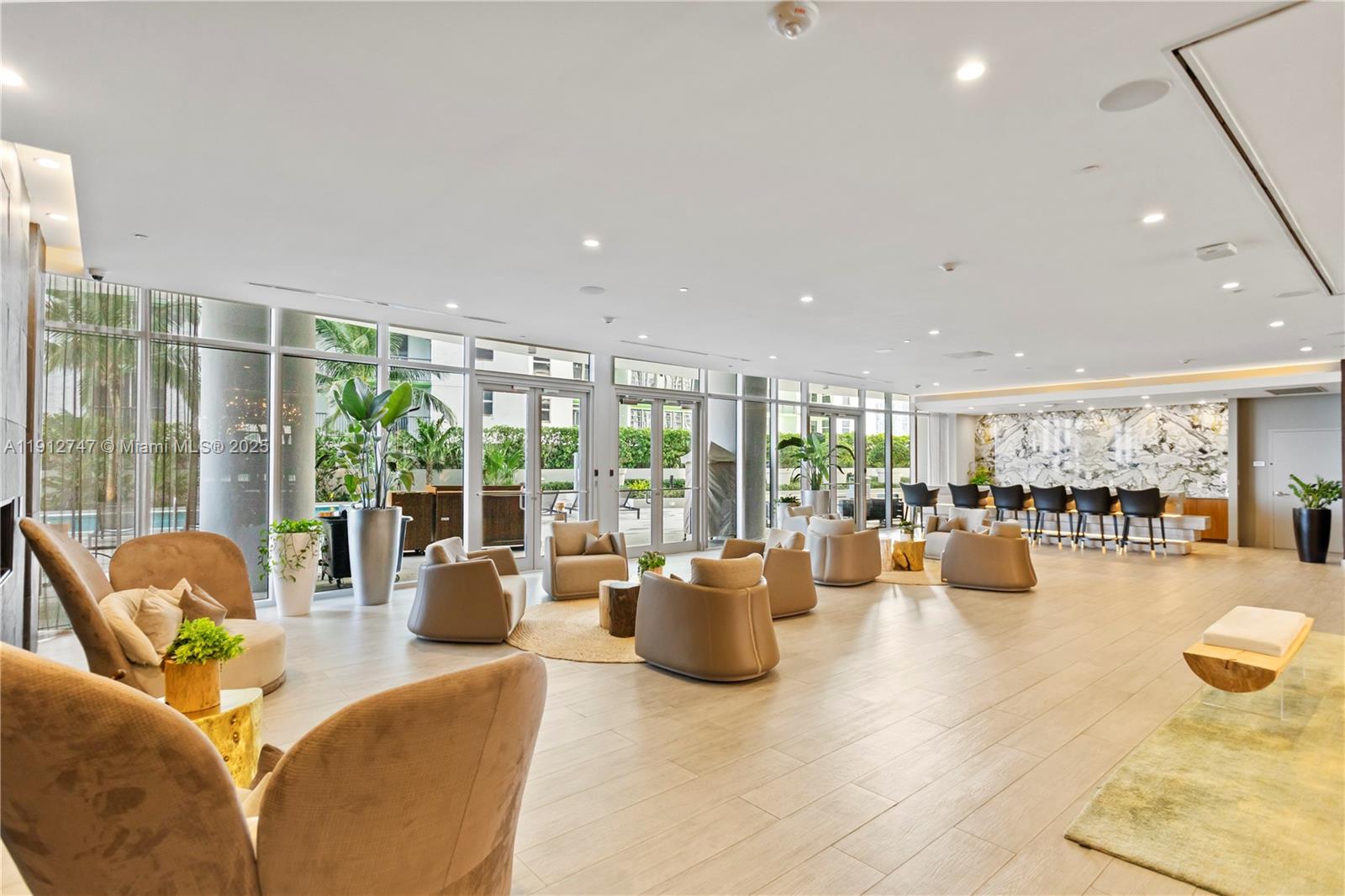 ARIA ON THE BAY CONDO - Residential