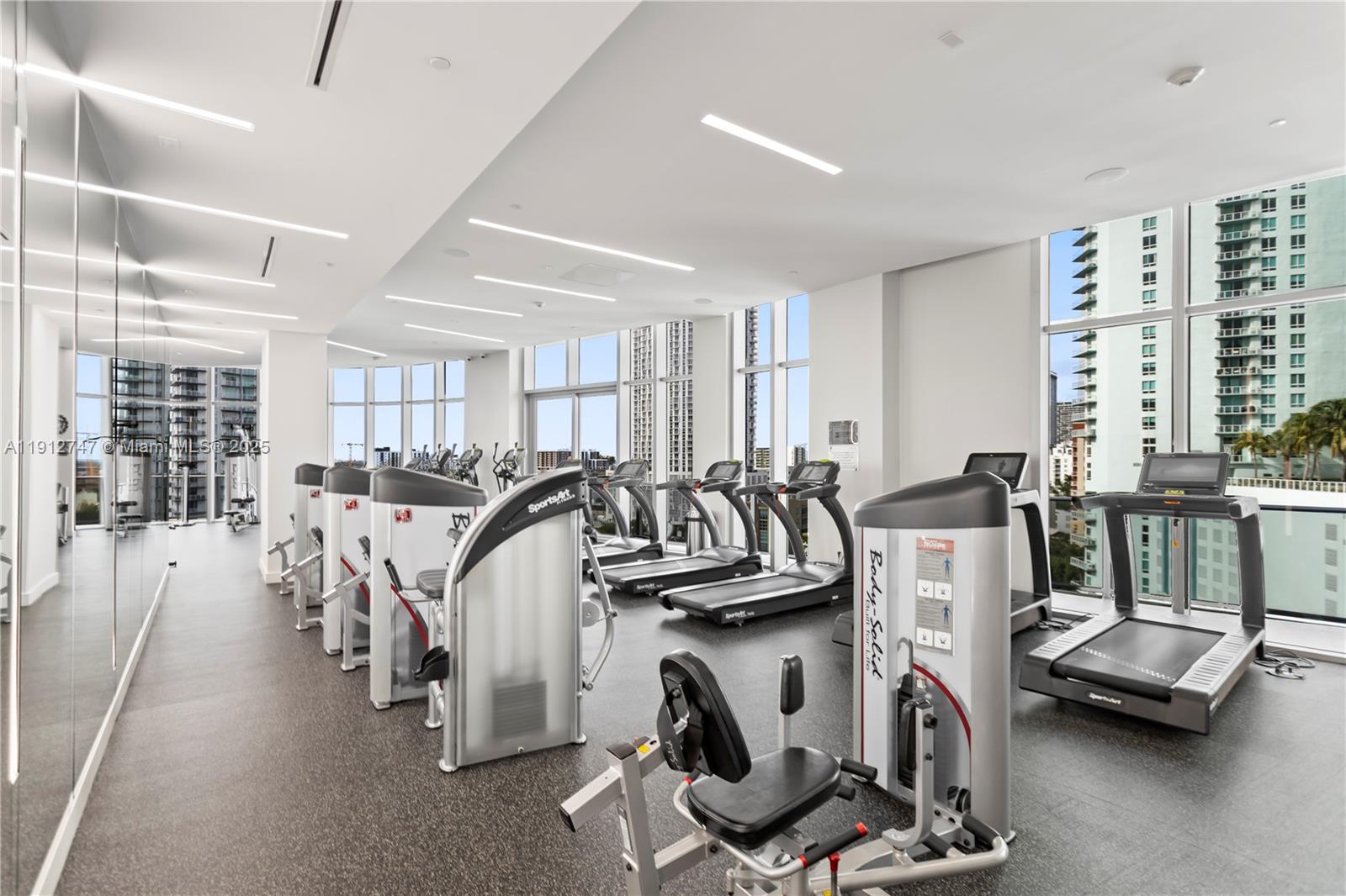 ARIA ON THE BAY CONDO - Residential