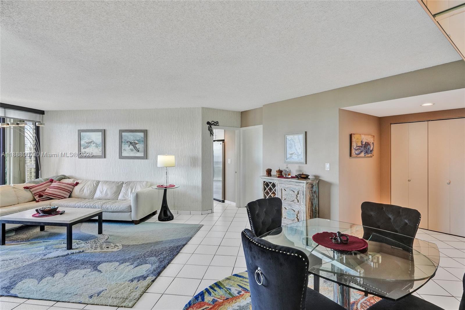 THE LANDMARK CONDO - Residential