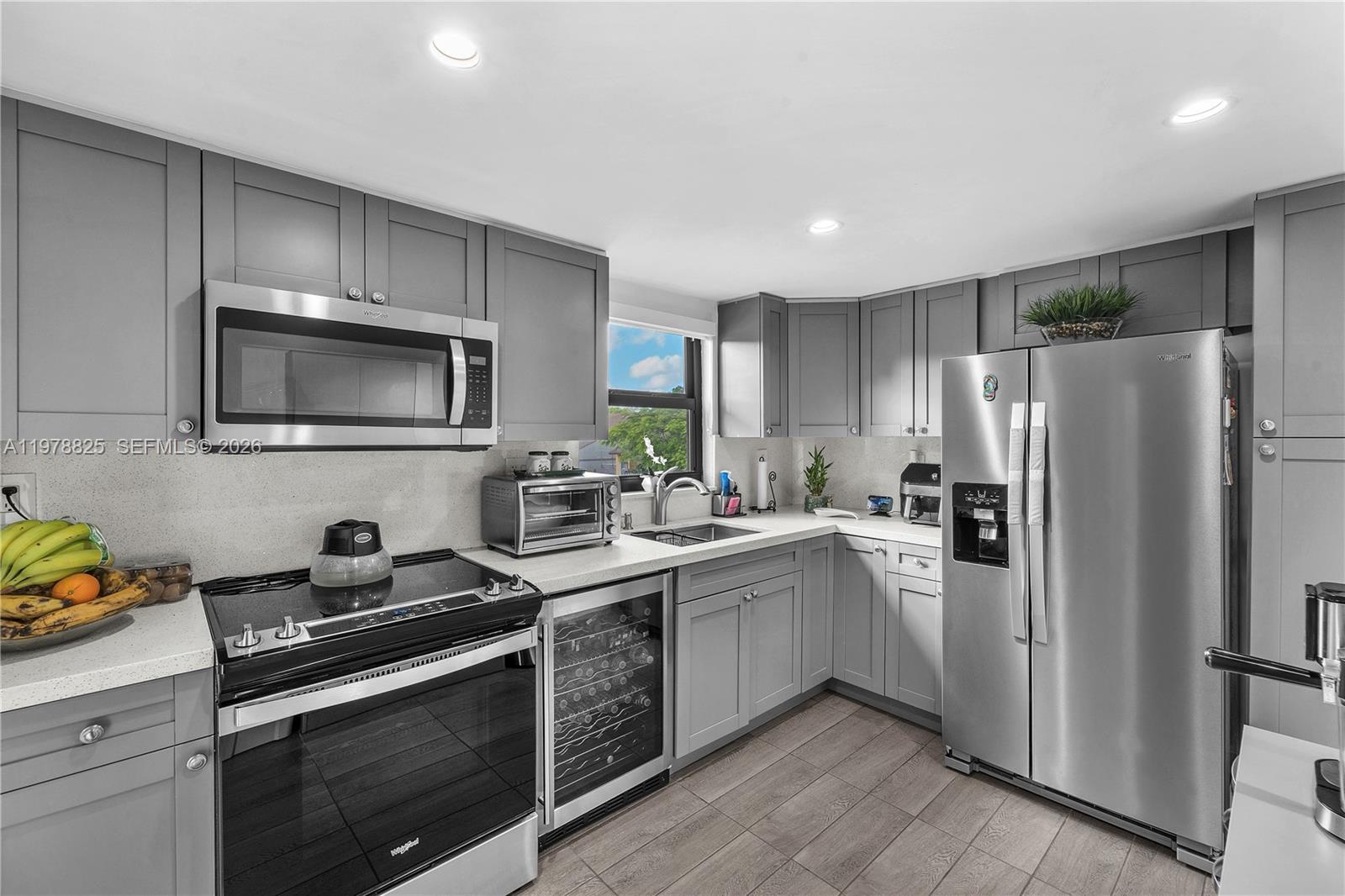 FAIRVIEW OF CALF CL CONDO - Residential