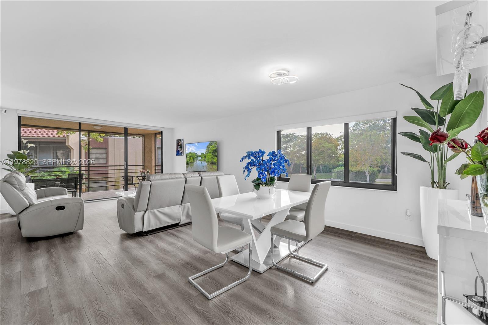 FAIRVIEW OF CALF CL CONDO - Residential