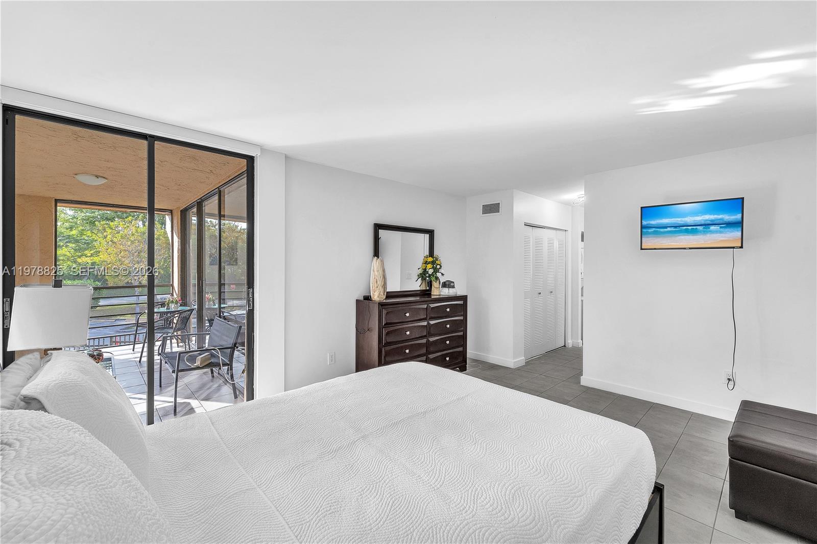 FAIRVIEW OF CALF CL CONDO - Residential