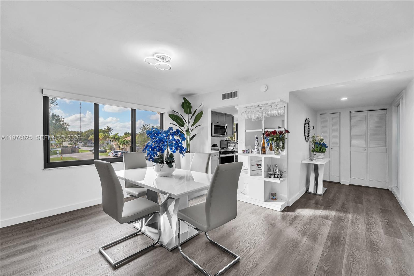 FAIRVIEW OF CALF CL CONDO - Residential