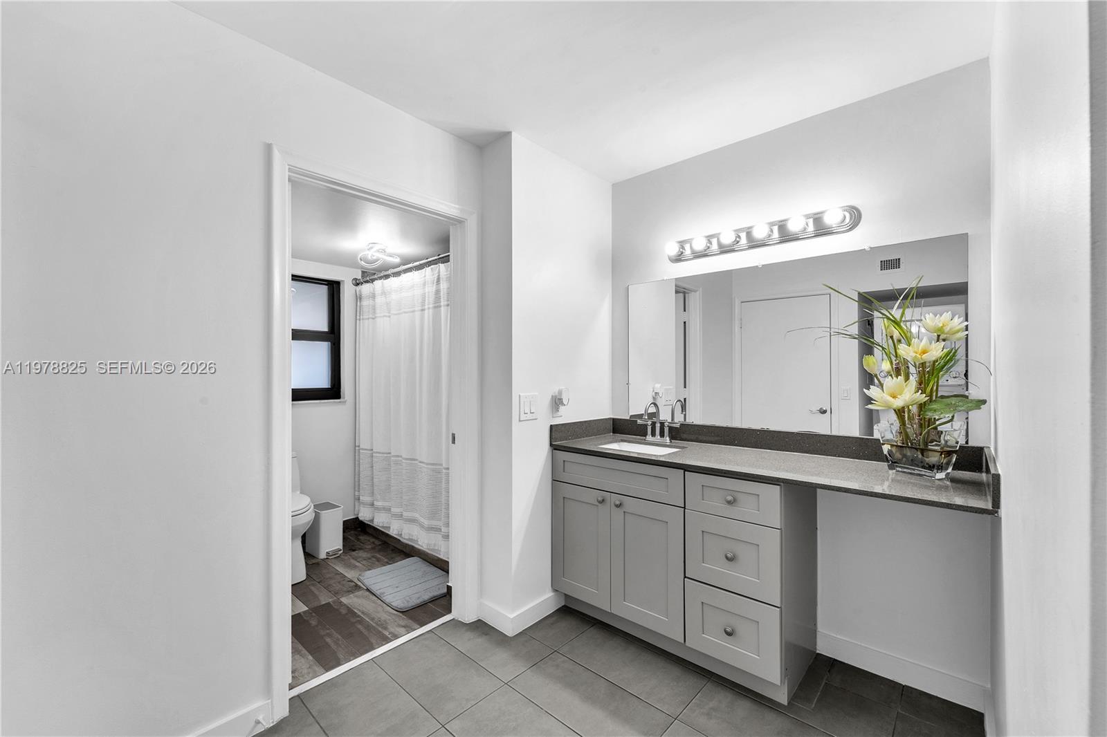 FAIRVIEW OF CALF CL CONDO - Residential