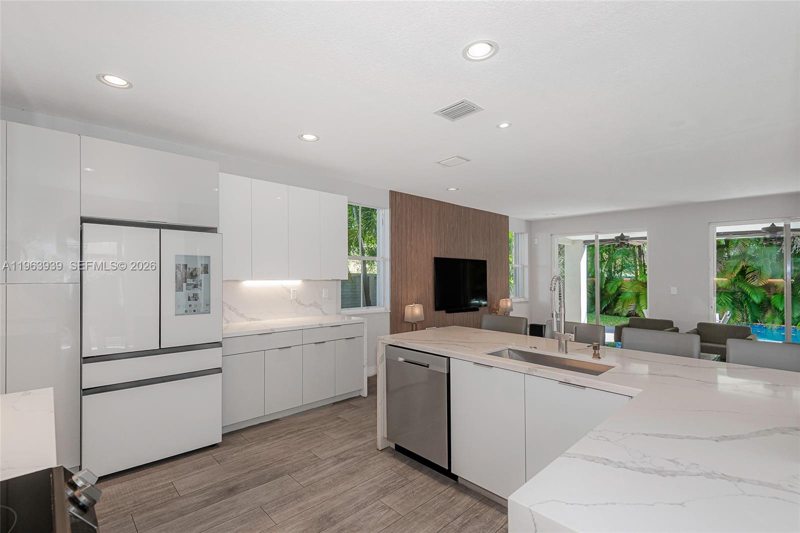 GRAND LAKES PHASE II - Residential