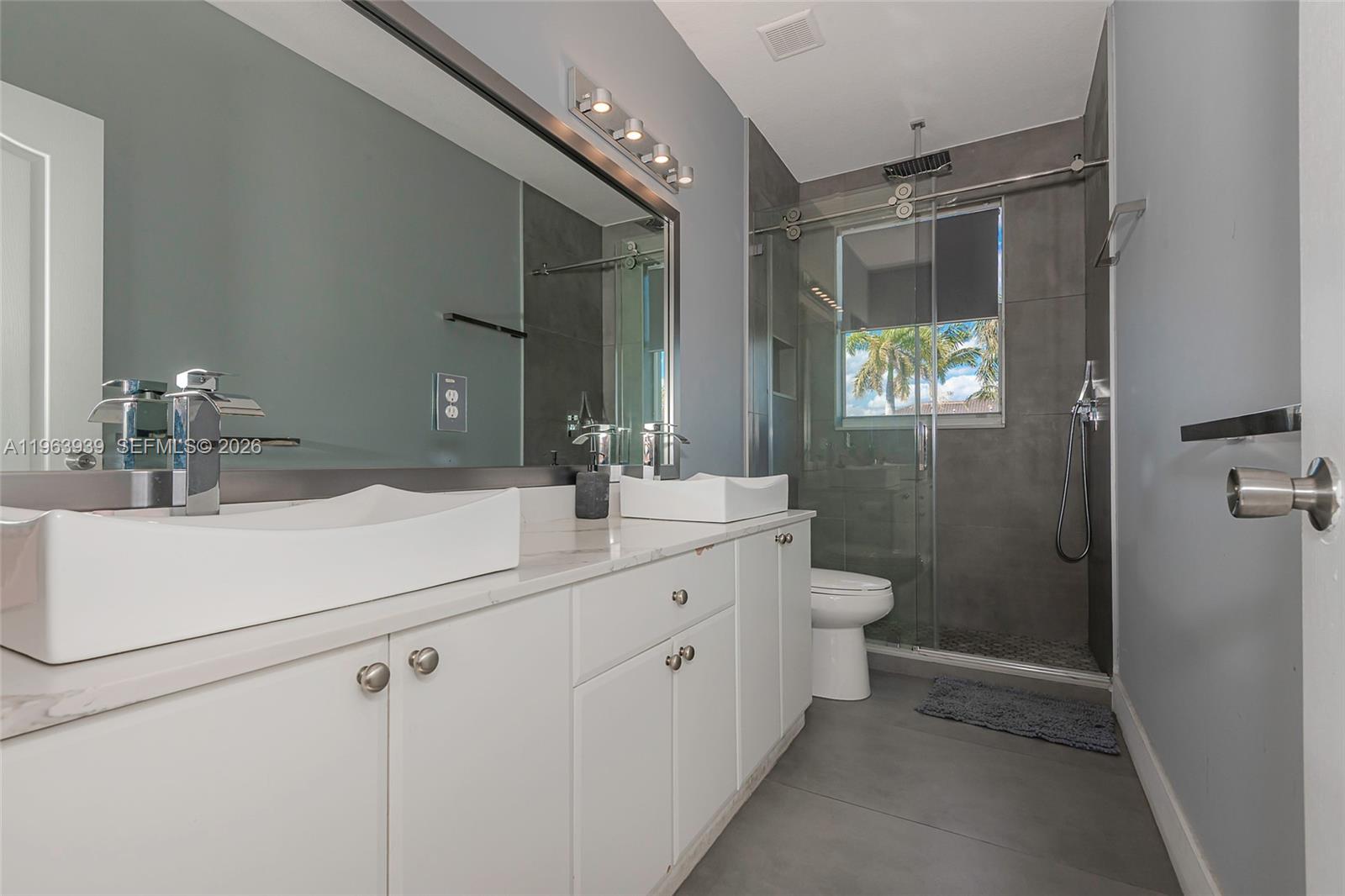 GRAND LAKES PHASE II - Residential