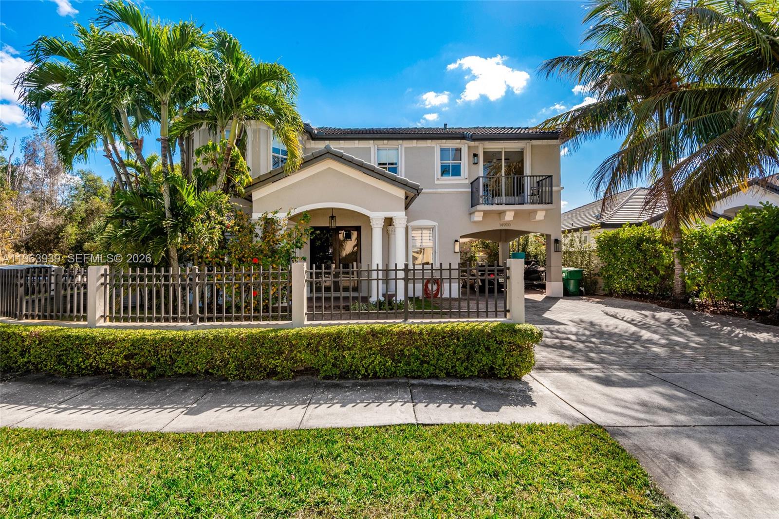 GRAND LAKES PHASE II - Residential