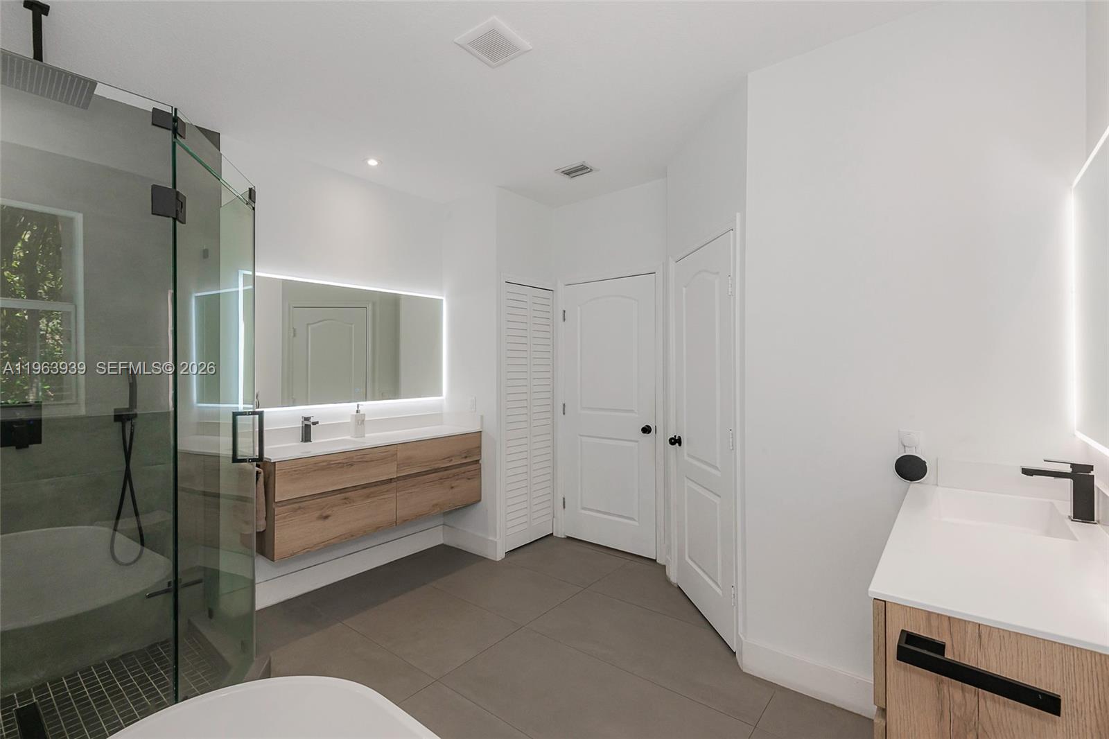 GRAND LAKES PHASE II - Residential