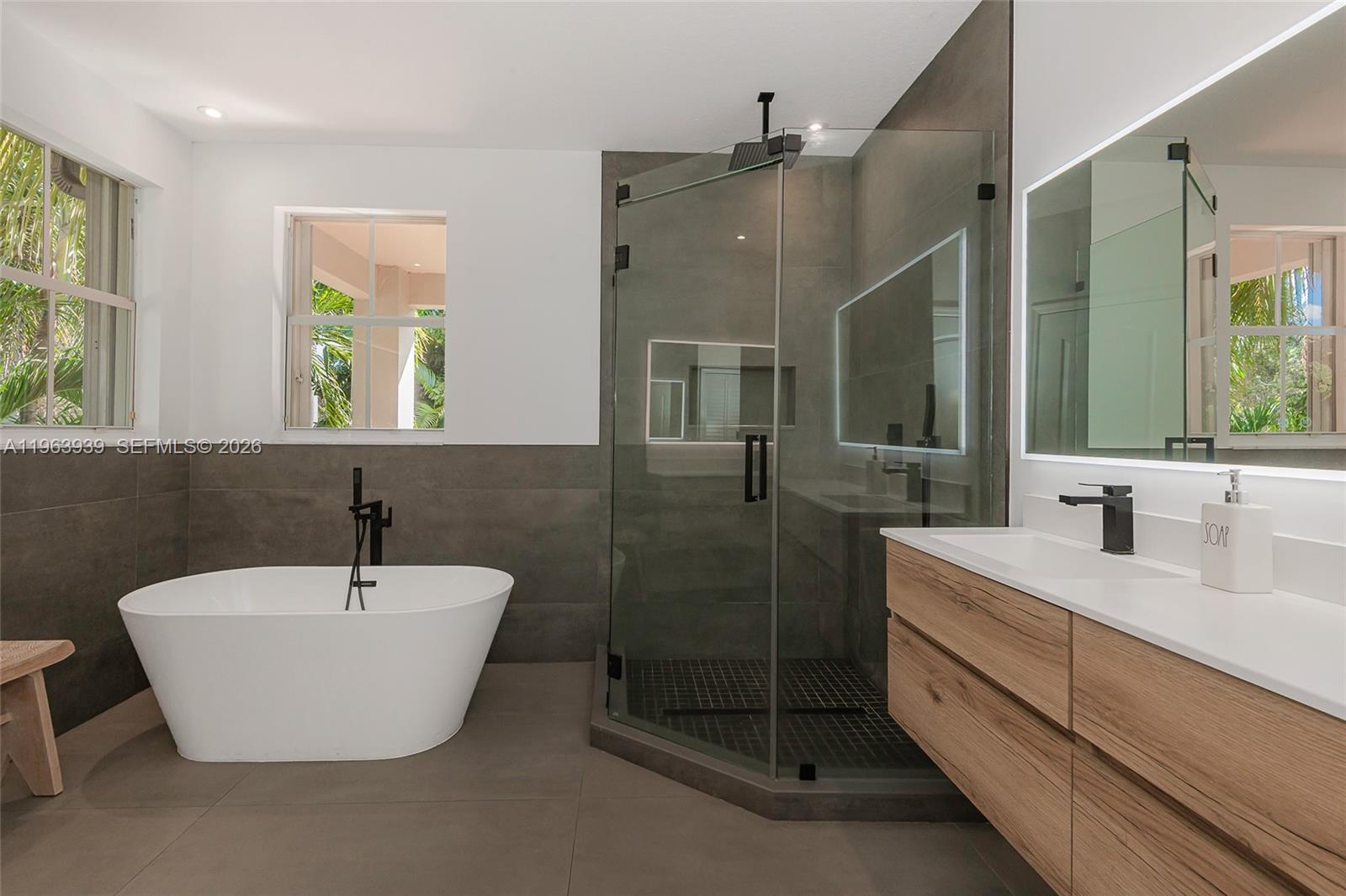 GRAND LAKES PHASE II - Residential