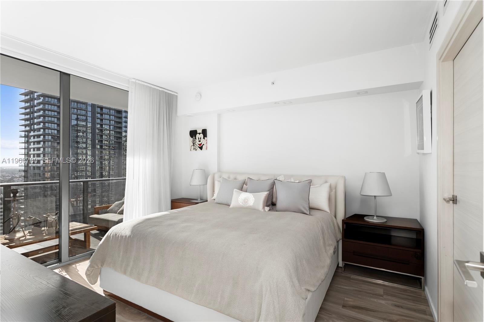 801 SMA RESIDENCES CONDO - Residential