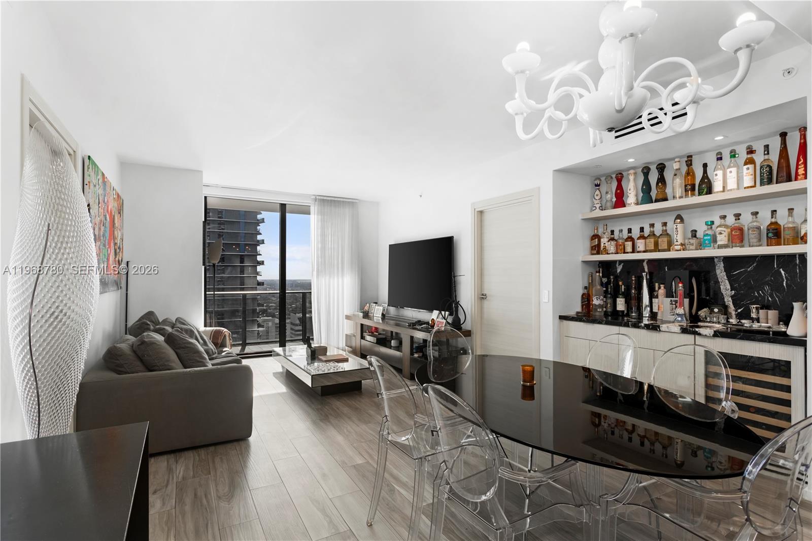 801 SMA RESIDENCES CONDO - Residential