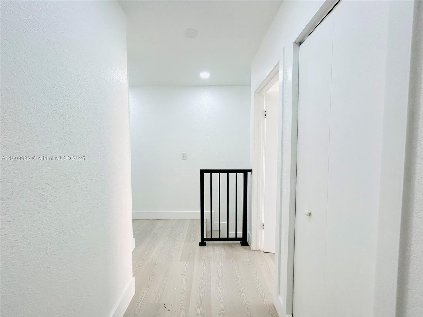 WESTSIDE CONDO - Residential