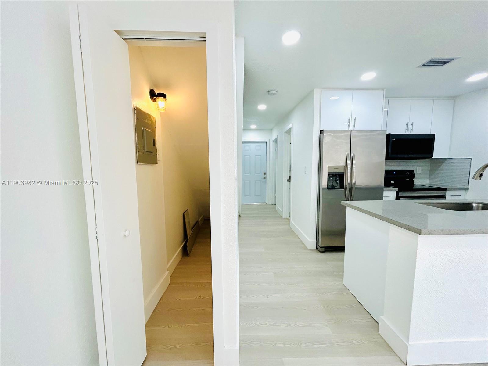 WESTSIDE CONDO - Residential