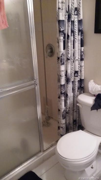 Paradise Pointe Condo - Residential Lease