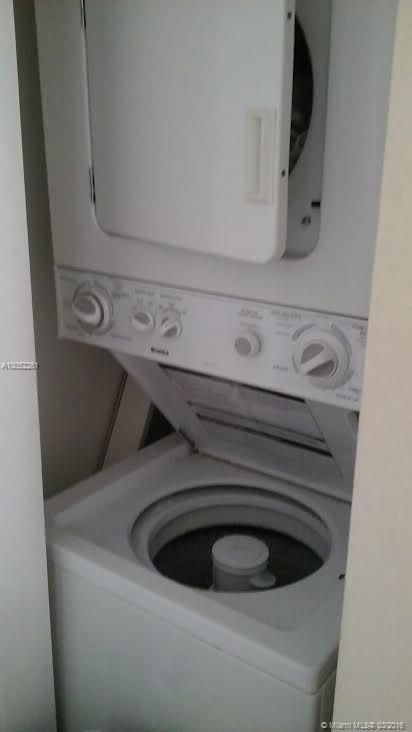 Paradise Pointe Condo - Residential Lease